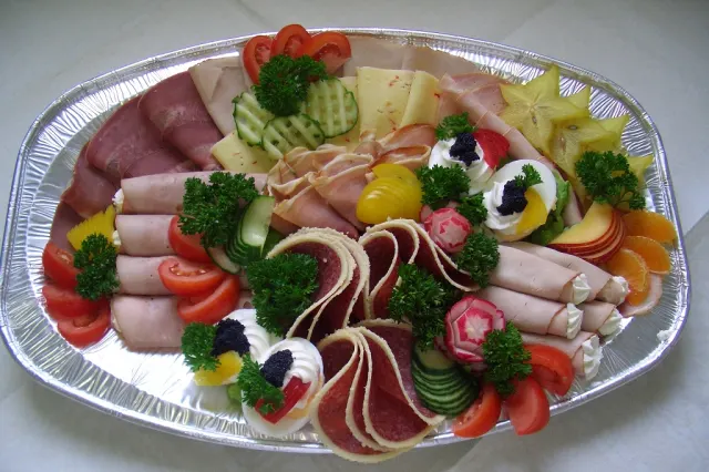 Buffets & Platten · 11