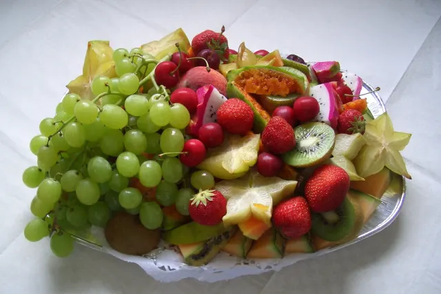Buffets & Platten · 24