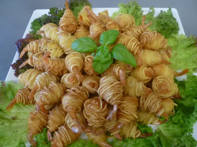 Buffets & Platten · 44