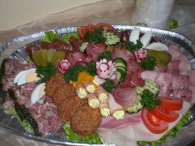 Buffets & Platten · 60